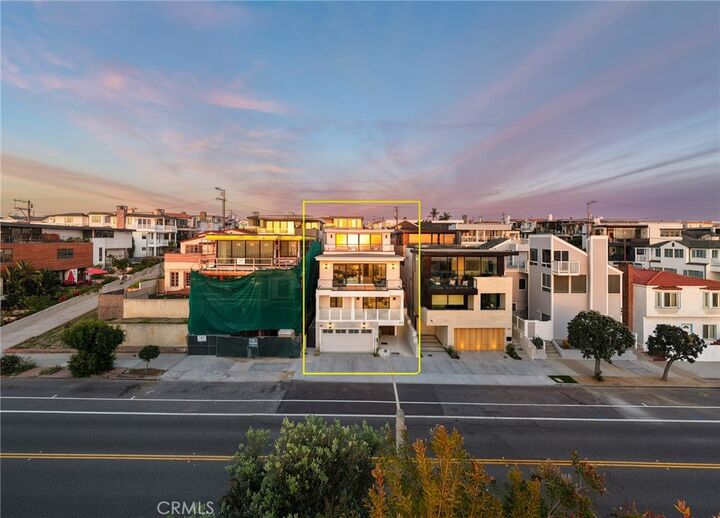 Property Photo:  212 Manhattan Avenue  CA 90266 