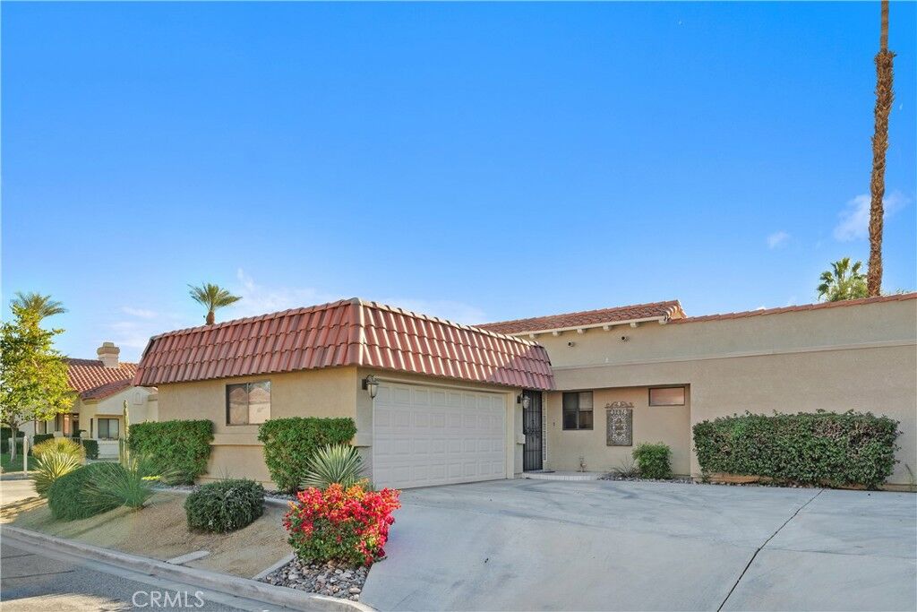Property Photo: 41670 Resorter Boulevard CA 92211