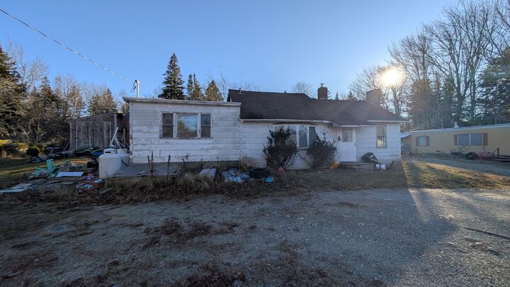 Property Photo:  5 Oceanville Road  ME 04681 