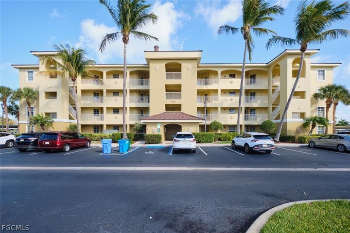 Property Photo:  1785 Four Mile Cove Parkway 342  FL 33990 