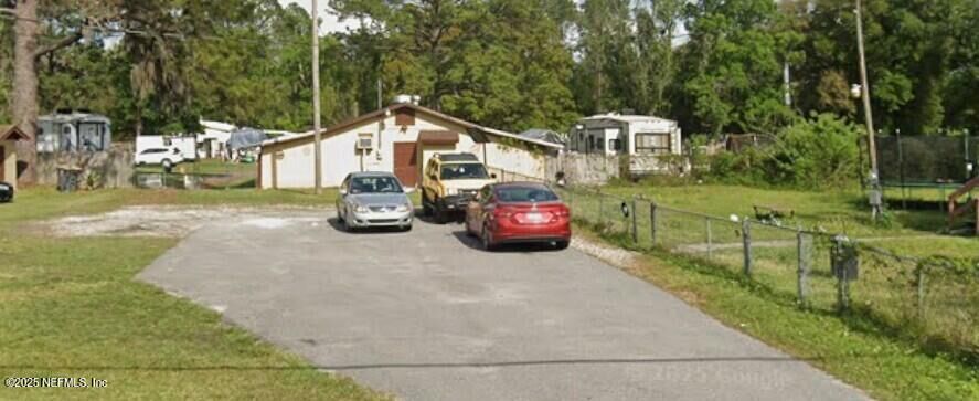 Property Photo: 1709 Bulls Bay Highway FL 32220