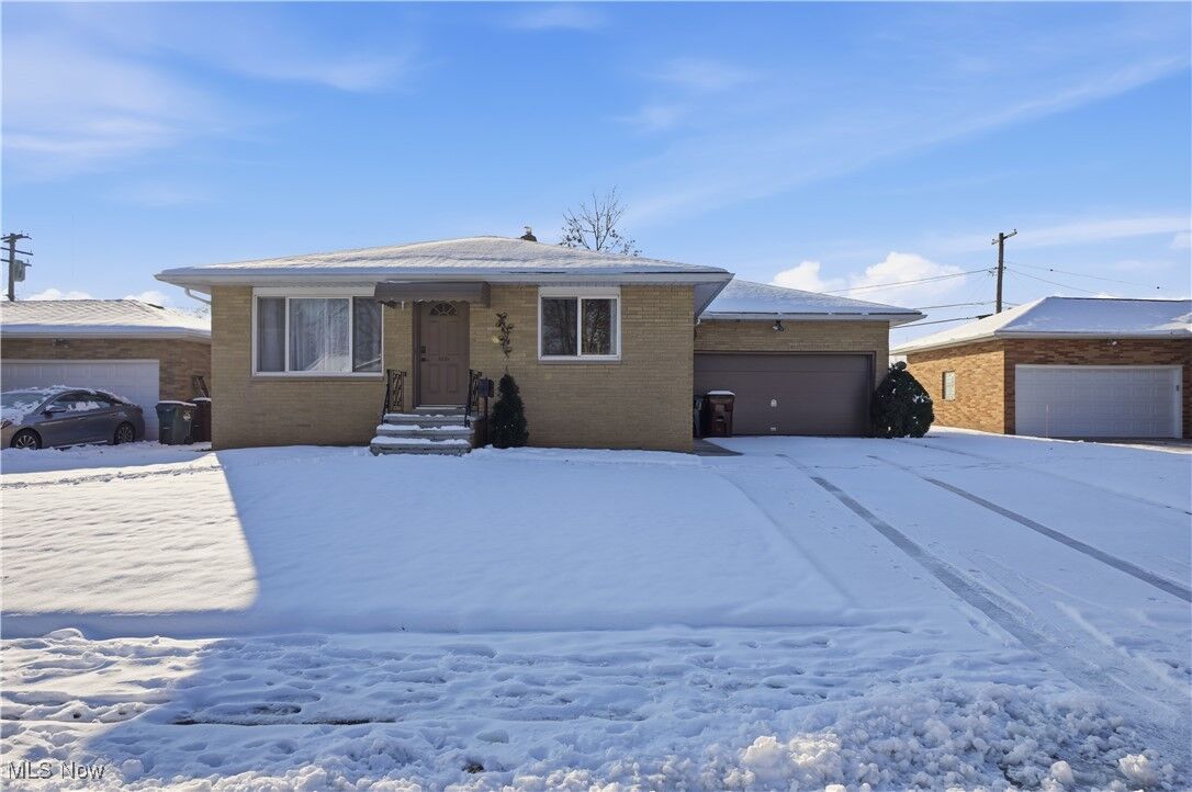 Property Photo: 3255 Woodlawn Drive OH 44134