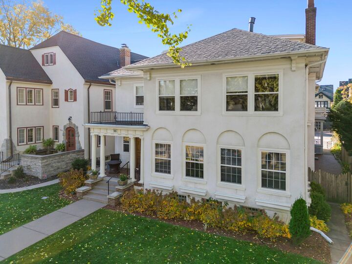 Property Photo: 1625 W 25th Street MN 55405