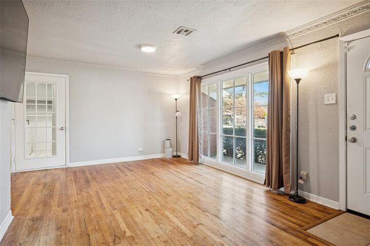 Property Photo: 10503 Wood Dale Drive TX 75228