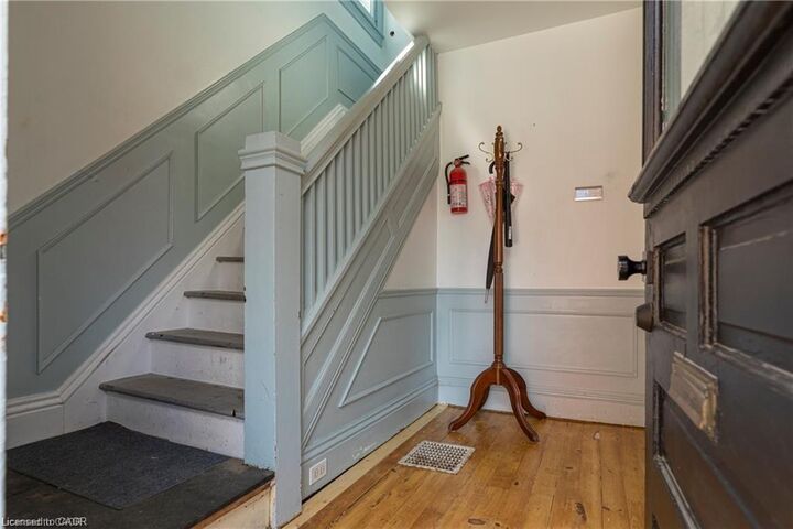 Photo de la propriété: 223 Homewood Avenue 1 ON L8P 2M7