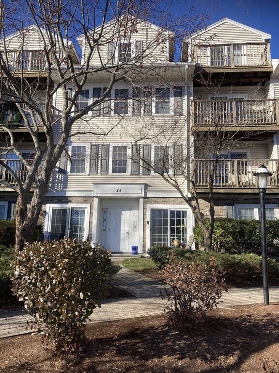 Property Photo:  24 Forge Pond Uh  MA 02021 