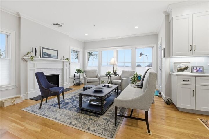 Property Photo:  1090 Shore Rd 7  MA 02559 