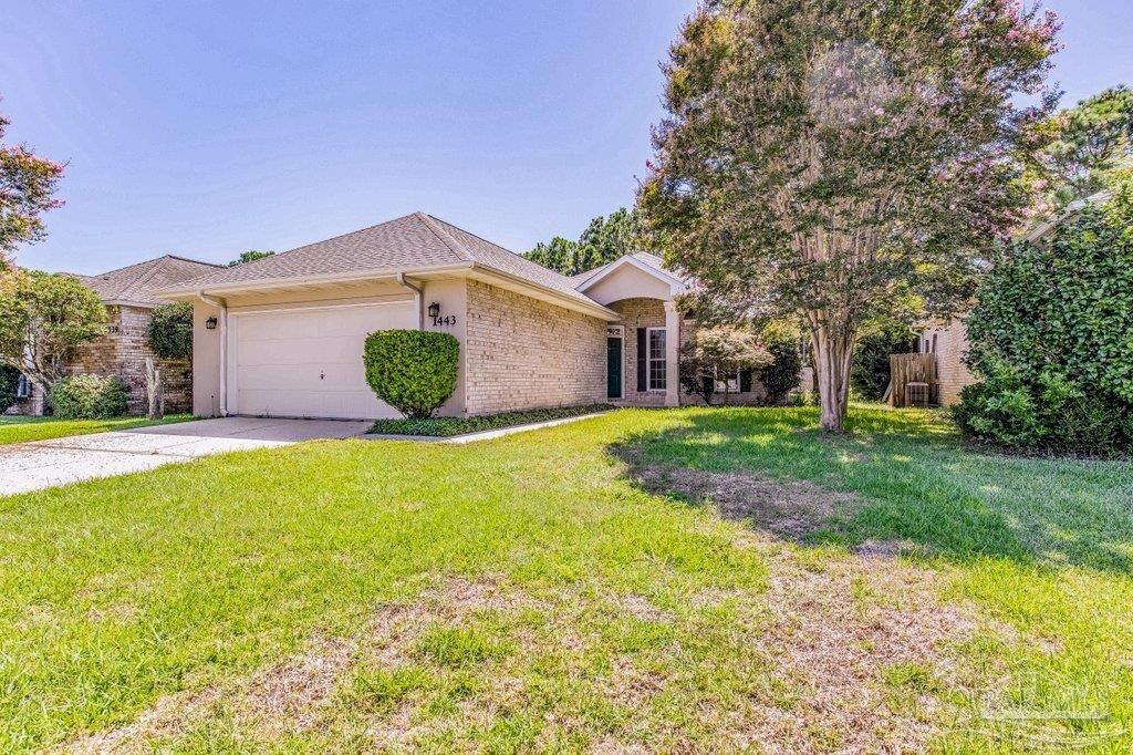 Property Photo: 1443 Champions Green Dr FL 32563