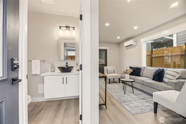 Property Photo:  9223  38th Avenue S B  WA 98118 