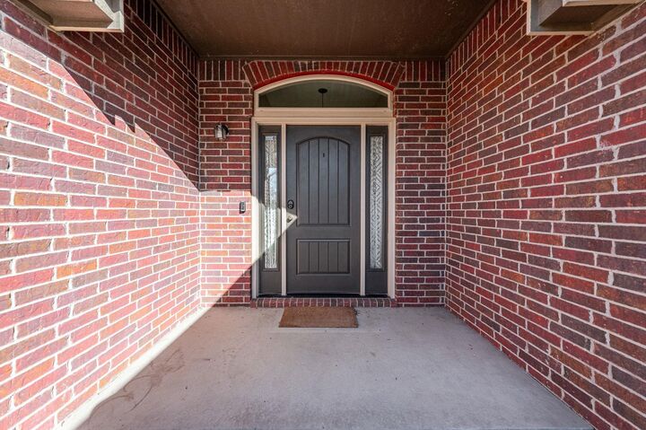 Property Photo: 2246 E Tall Tree Cir KS 67037
