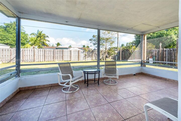 Property Photo:  9331 NW 24th Pl  FL 33322 