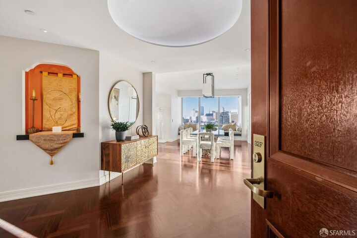 Property Photo: 765 Market Street 32F CA 94103