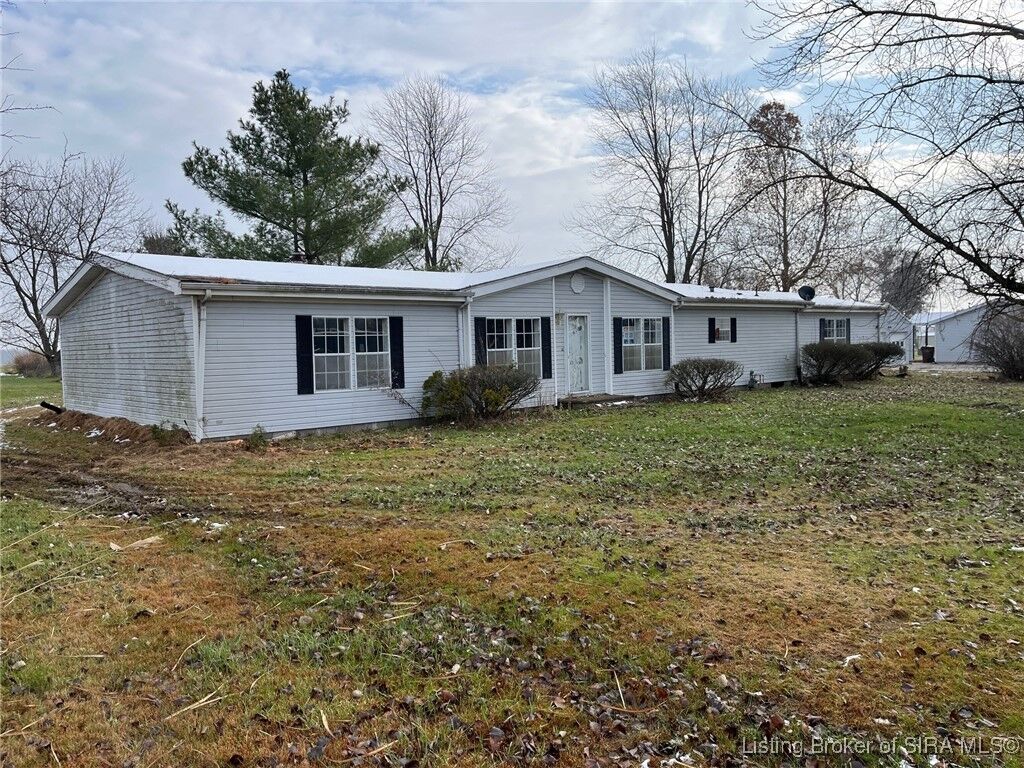 Property Photo: 1011 S Shook Street IN 47037