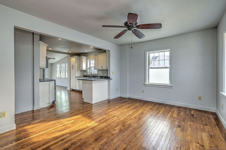 Property Photo:  113 Chester Street  CT 06514 