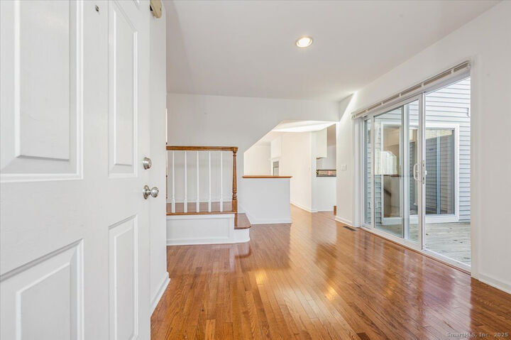 Property Photo:  66 Wilton Crest 66  CT 06897 