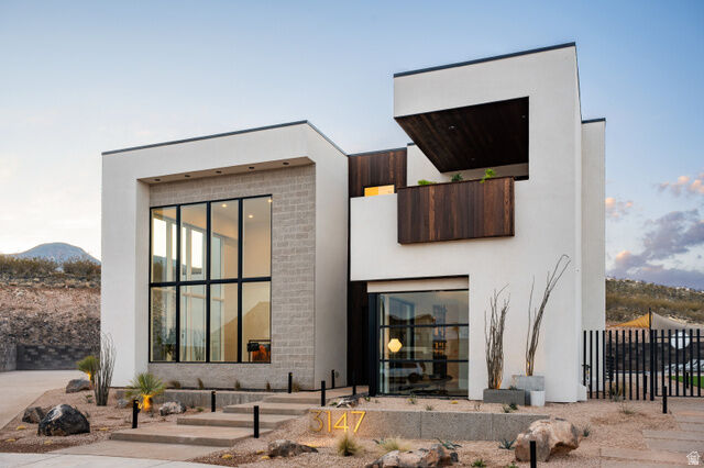 Property Photo: 3147 S Mesa Verde Cir UT 84737