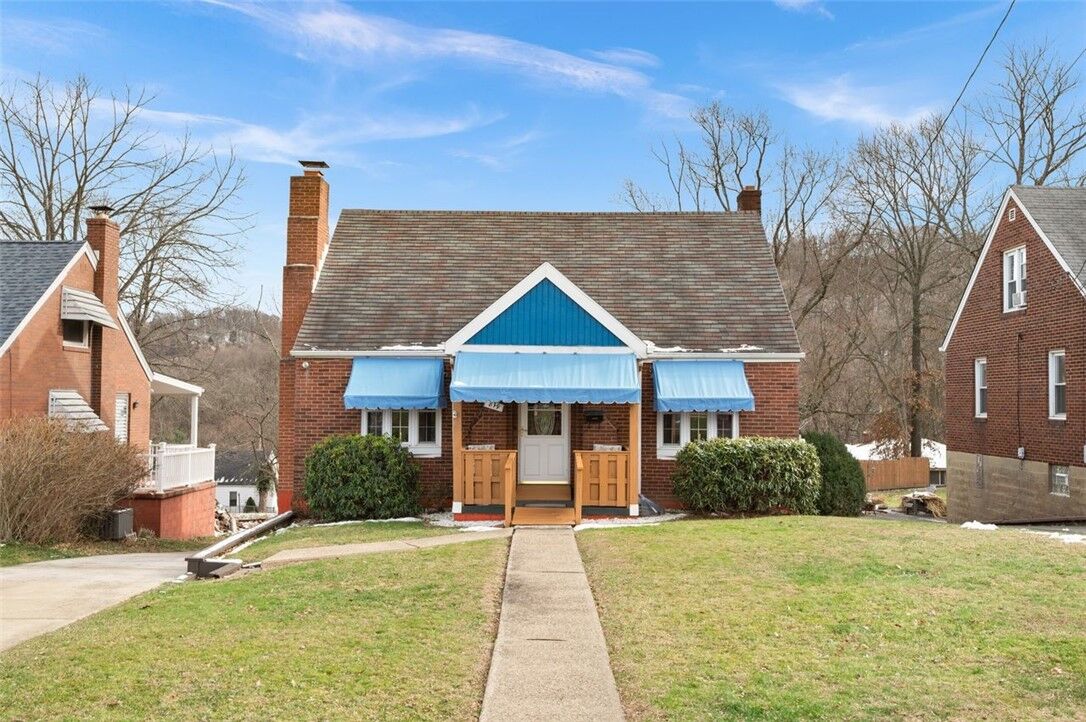 Property Photo: 819 8th St PA 15147