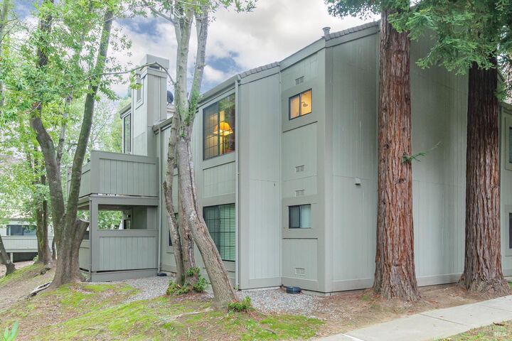 Property Photo:  113 Quail Court  CA 94949 