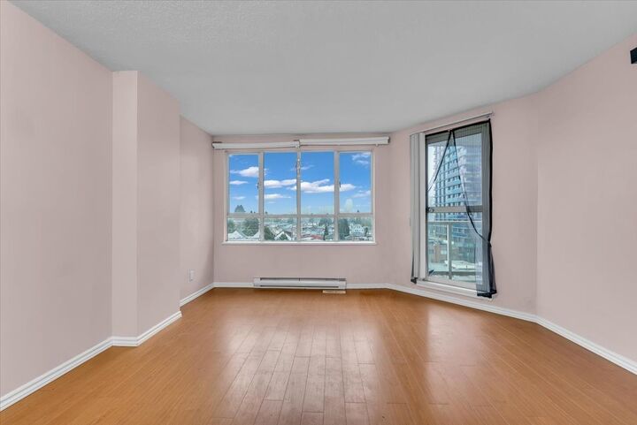 Property Photo:  3489 Ascot Place 910  BC V5R 6B6 