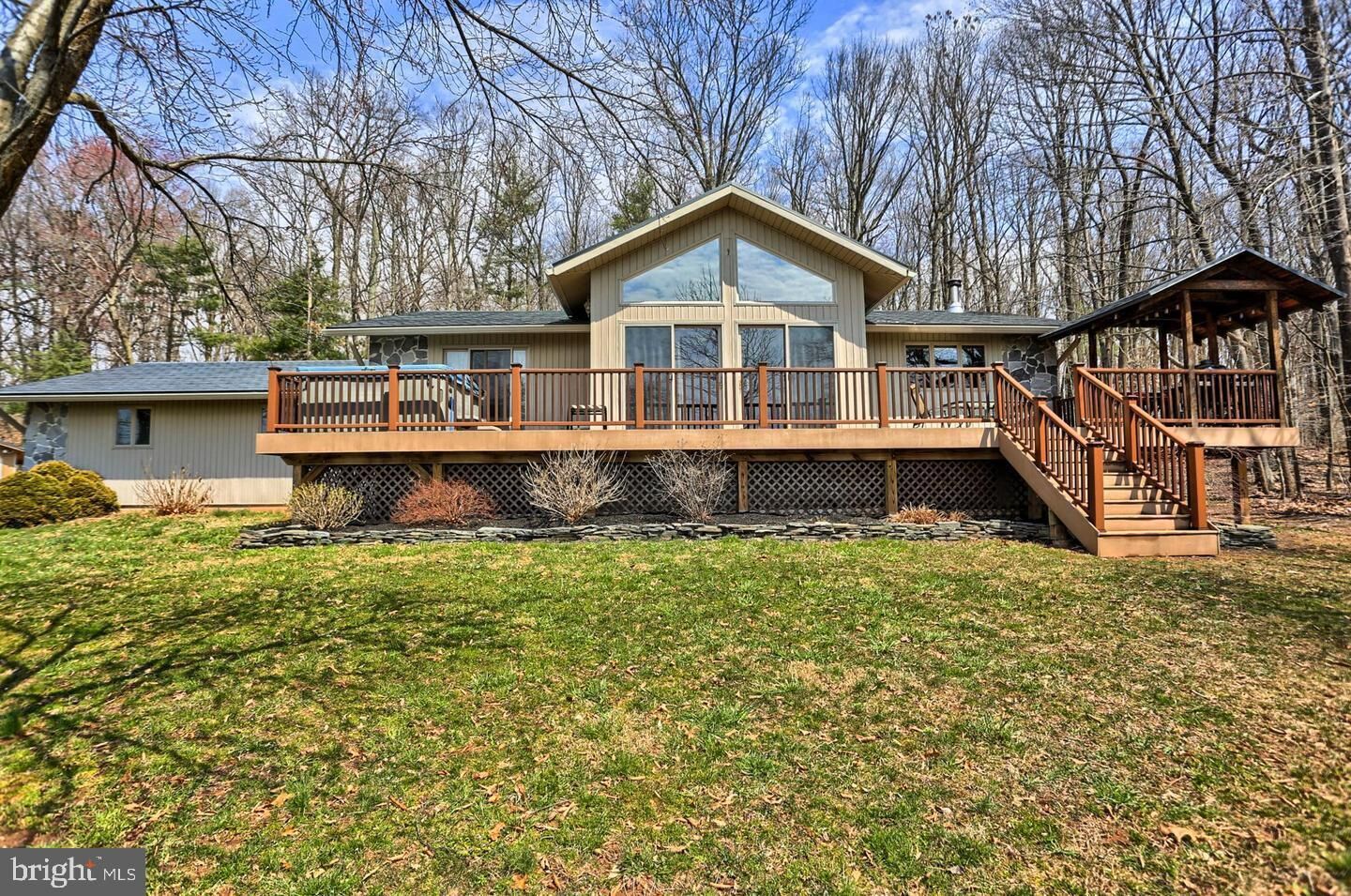 Property Photo: 1505 County Line Road PA 17372