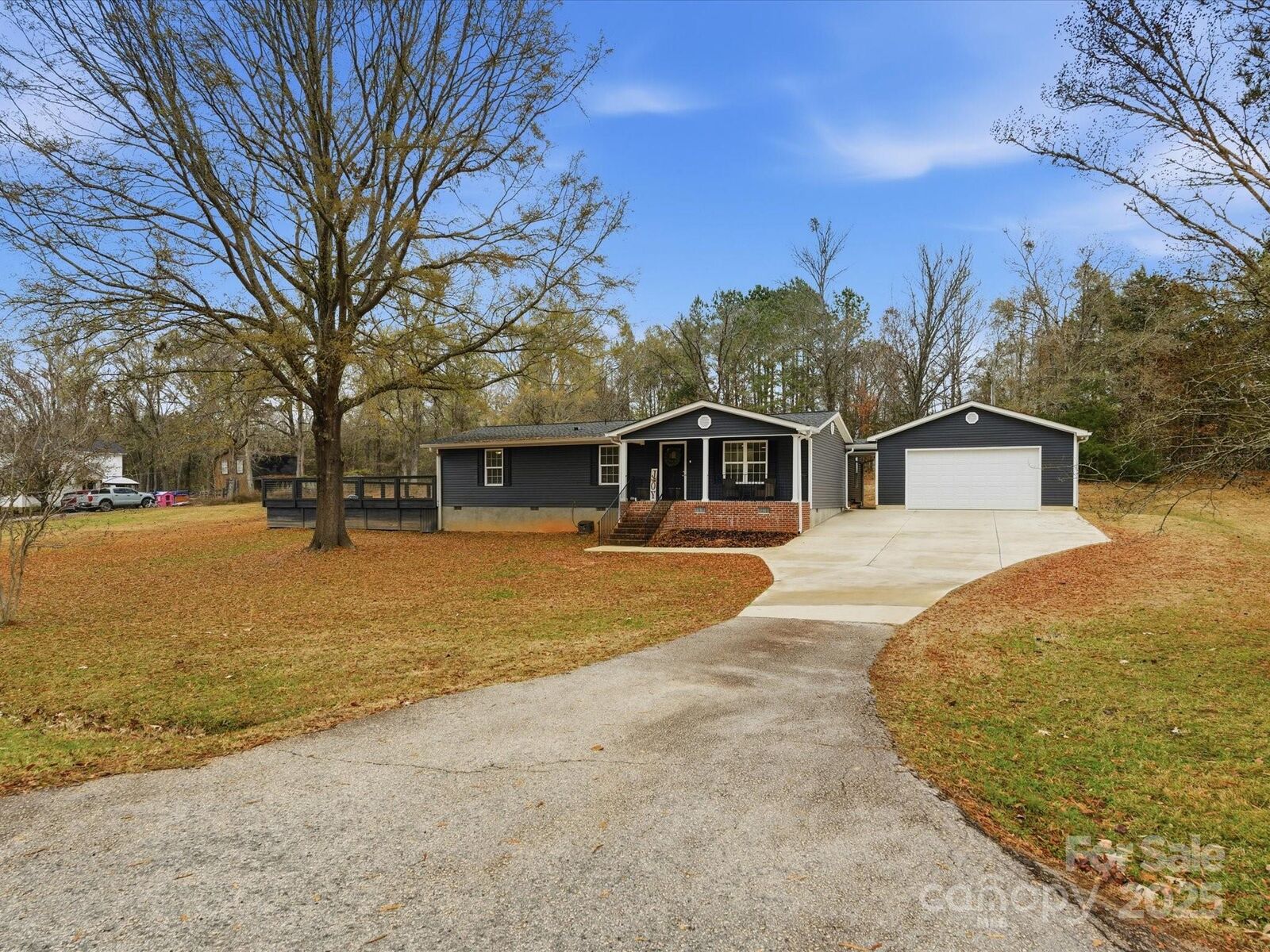 Property Photo:  1461 Buford Court  SC 29730 