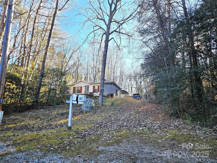 Property Photo: 206 Benjamin Drive NC 28034