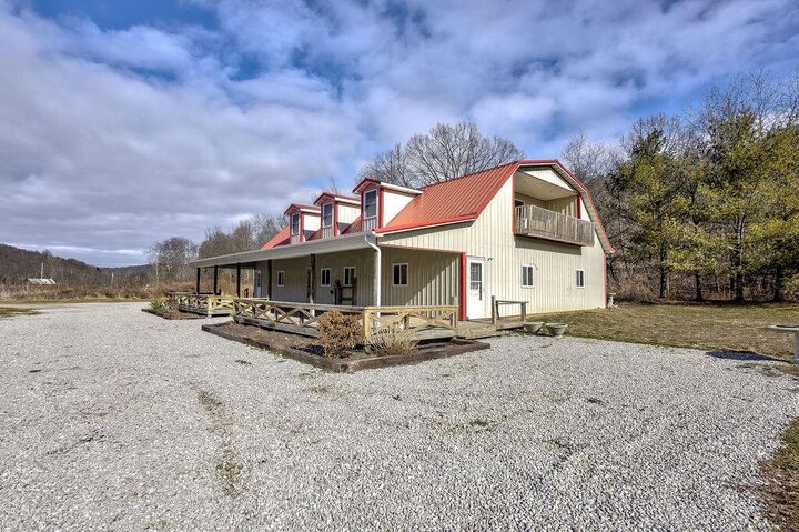 Property Photo: 15193 U.s. 62 OH 43006