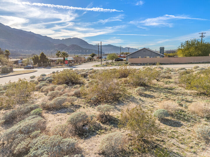 Property Photo: 55844 Sagebrush Avenue CA 92282