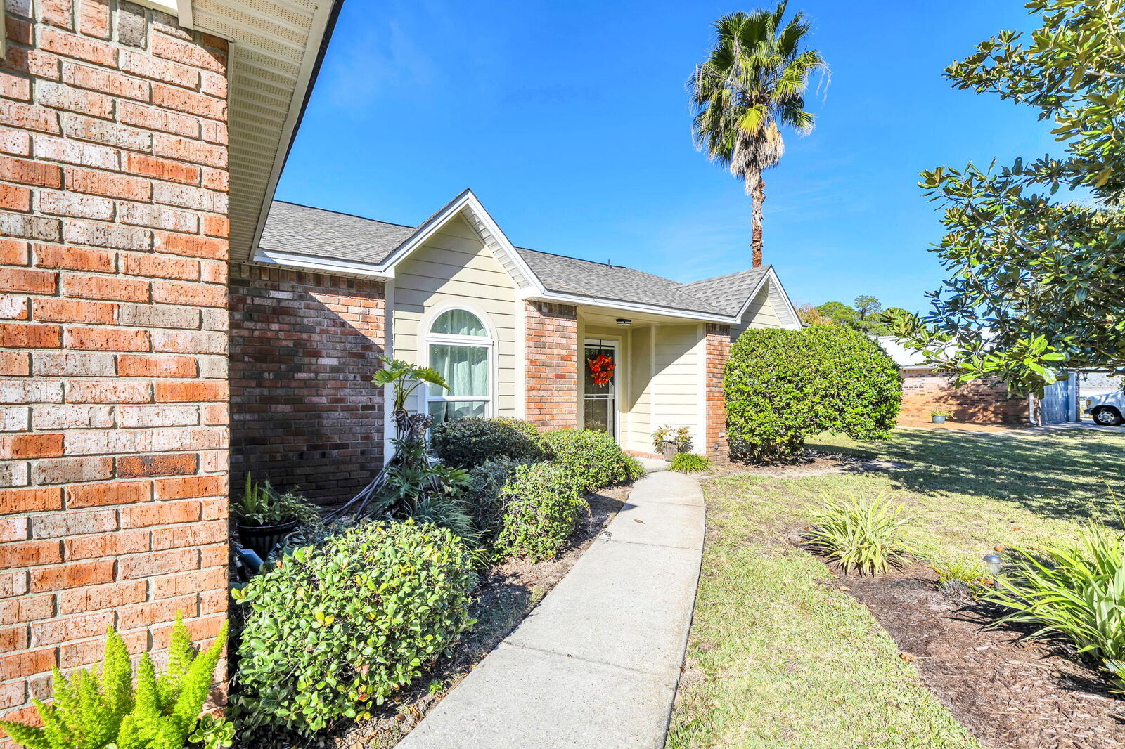 Property Photo: 81 Darrow Drive FL 32550