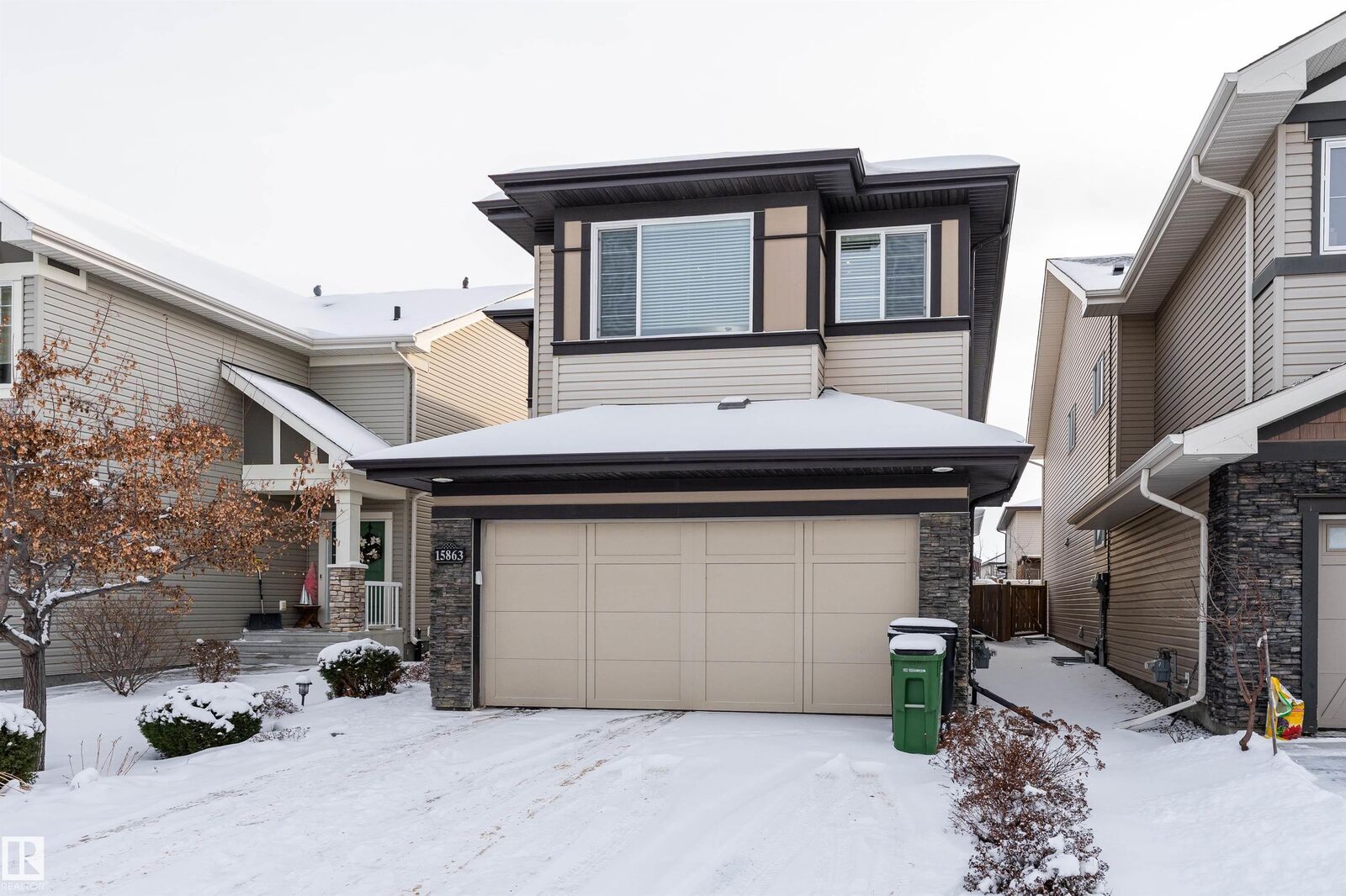 Property Photo:  15863 10 Avenue SW  AB T6W 2H2 
