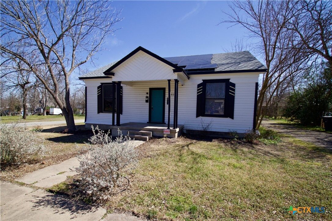 Property Photo: 617 N 6th Street TX 76501
