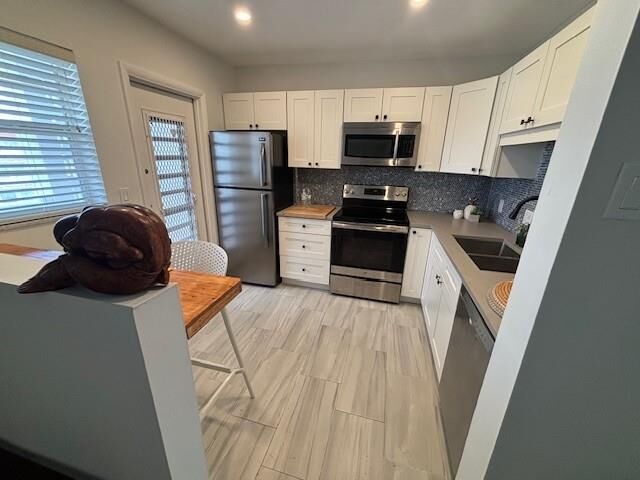 Property Photo: 4310 NW 12th Ct 308 FL 33313