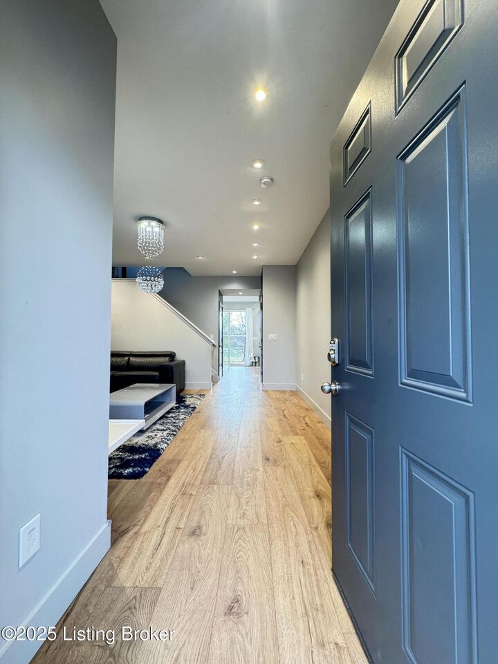 Property Photo: 3202 Cotton Ln IN 47130