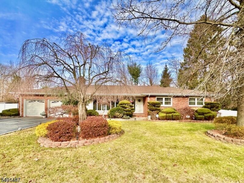 Property Photo:  20 Gillen Dr  NJ 08859 