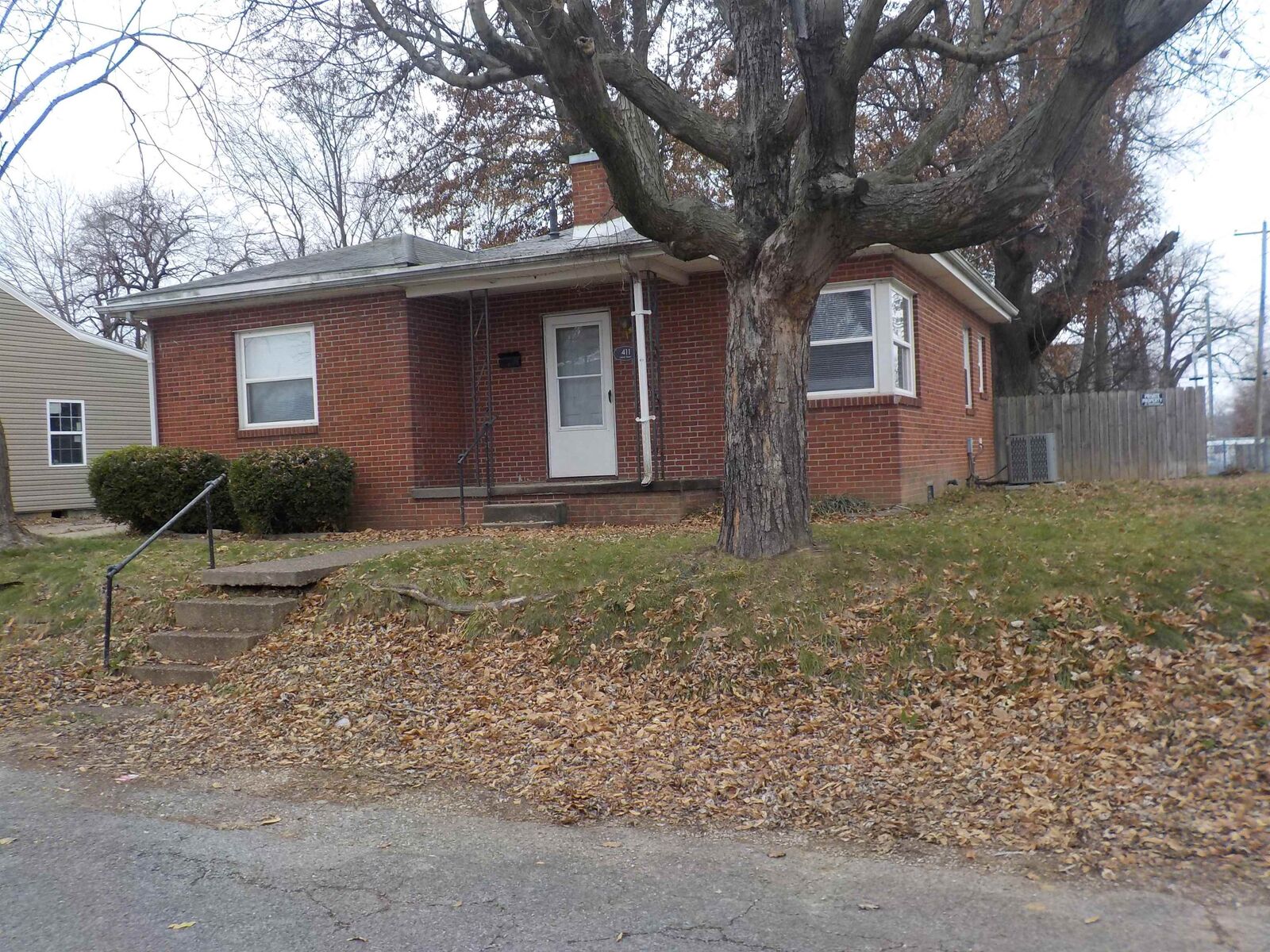 Property Photo:  711 Lieber St  KY 42420 