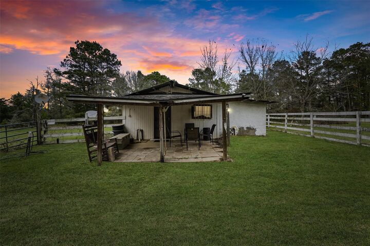 Property Photo: 5589 Pr 1580 TX 75833