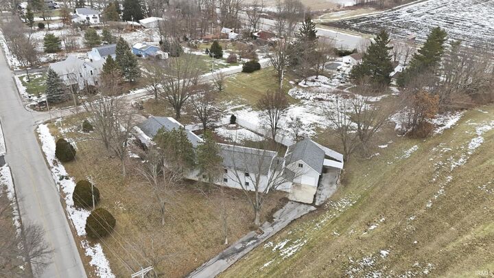 Property Photo:  4299 E 1000 N  IN 46783-9109 