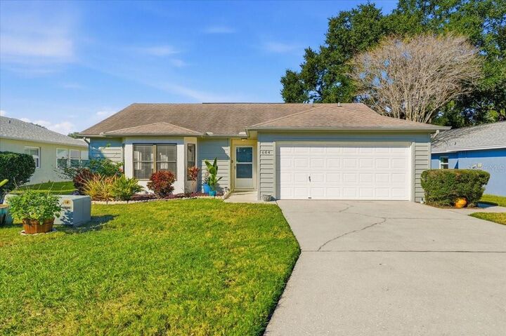 Property Photo: 664 Eagle Run FL 33809