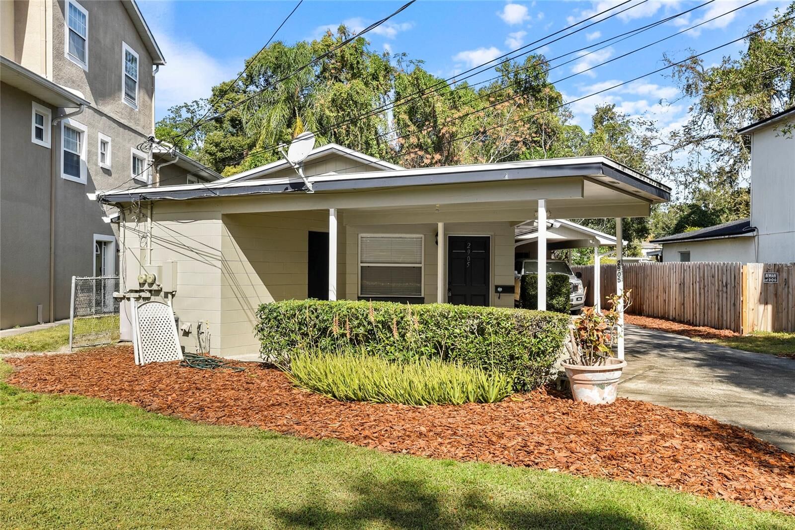 Property Photo: 2905 E Central Boulevard FL 32803