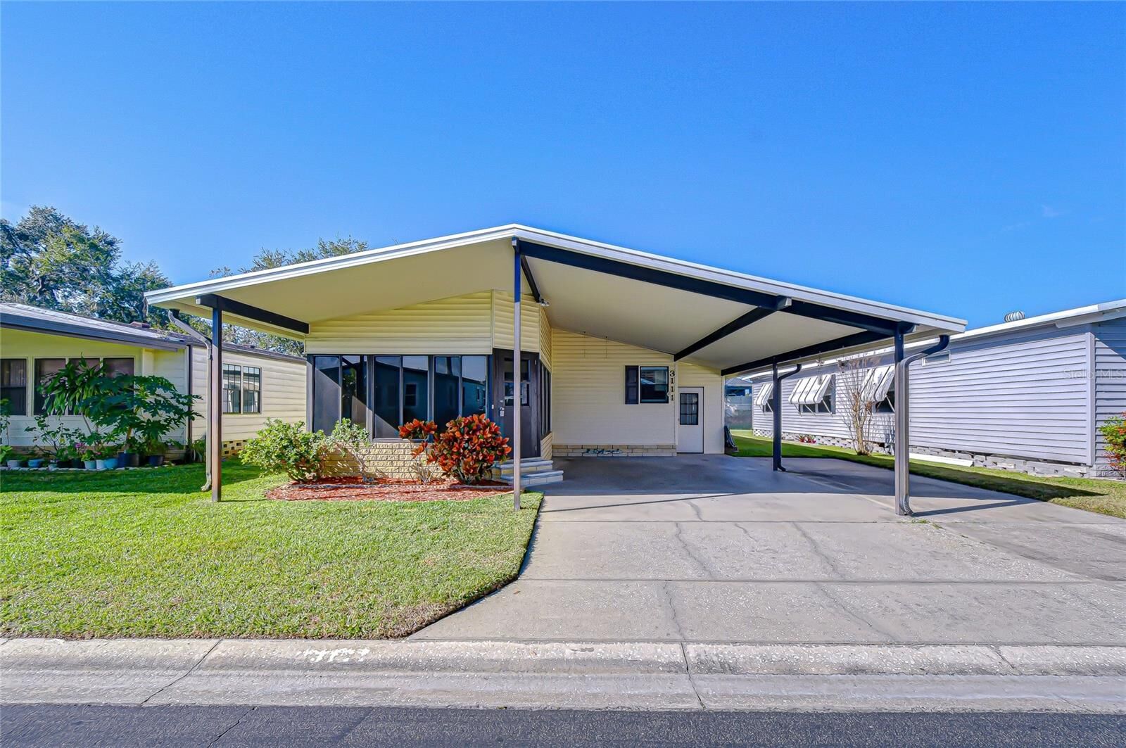 Property Photo:  3111 Hickory Drive  FL 33543 