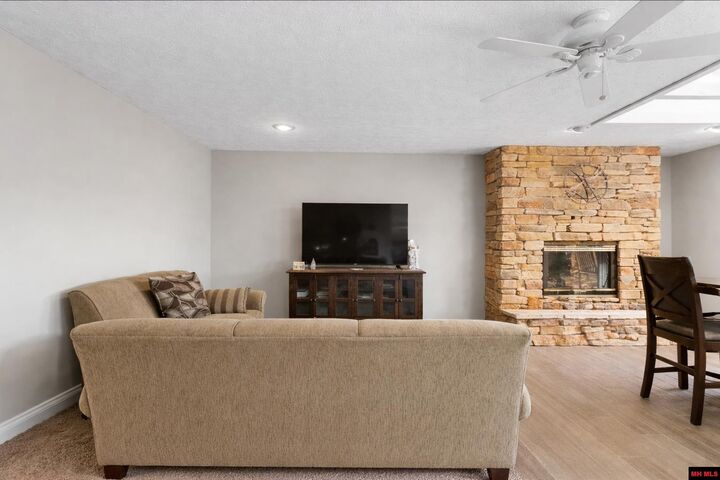 Property Photo:  1570 Lake Point Drive  AR 72519 