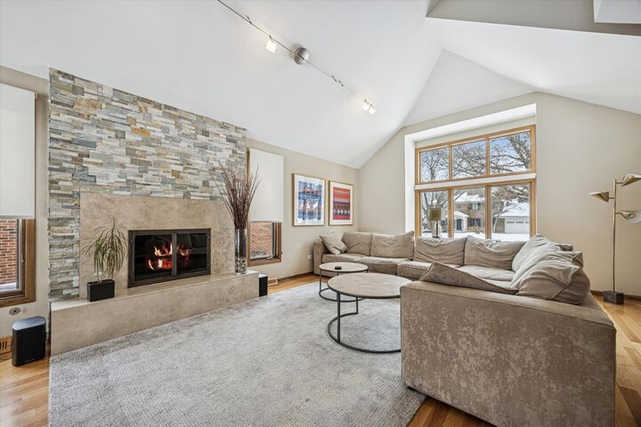 Property Photo:  7612 Ridgewood Lane  IL 60527 