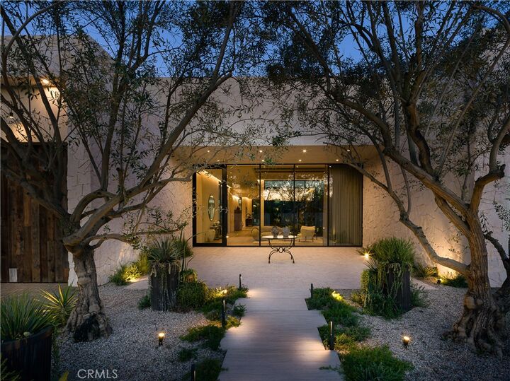 Property Photo:  5824 Manton Avenue  CA 91367 