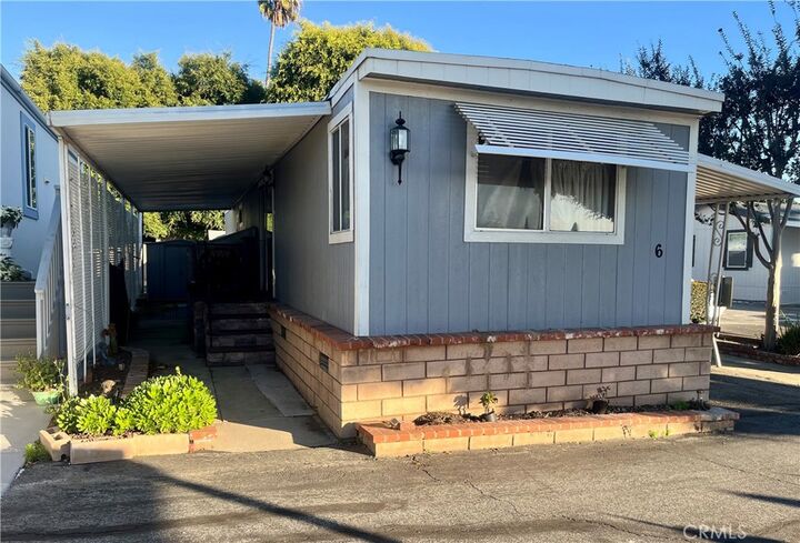 Property Photo:  16540 Whittier Boulevard 6  CA 90603 