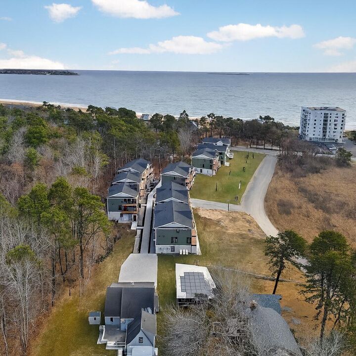 Property Photo: 26 Salt Point Drive 25 ME 04064