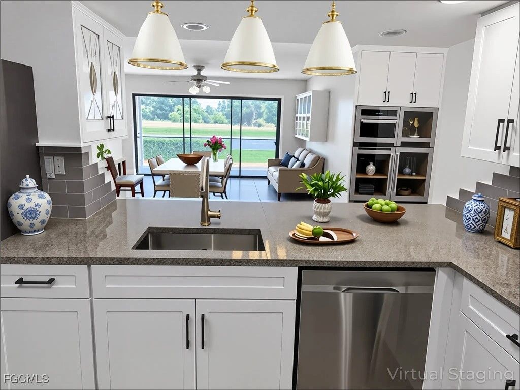 Property Photo:  16679 Forest Boulevard 102  FL 33908 