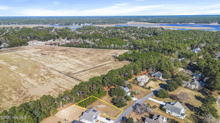 Property Photo: 494 37 Genoes Point Road SW NC 28462