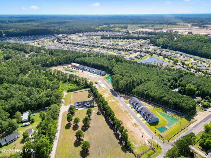 Property Photo: 818 Palm Frond Way NW NC 28467