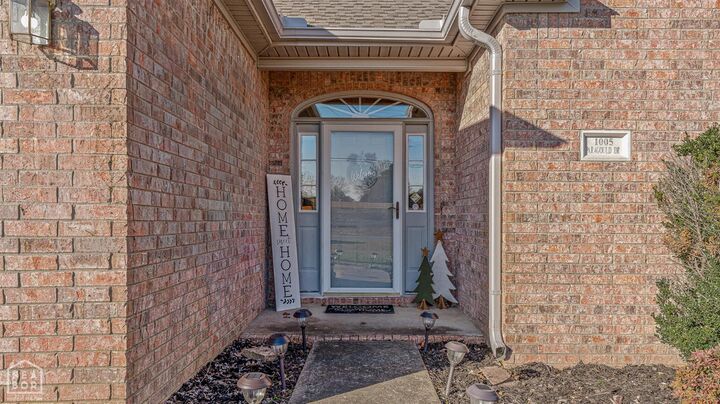 Property Photo:  1005 Paragould Drive  AR 72405 