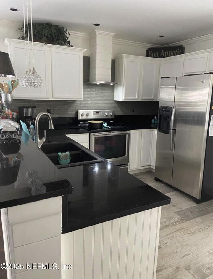 Property Photo:  1178 Buccaneer Boulevard  FL 32043 